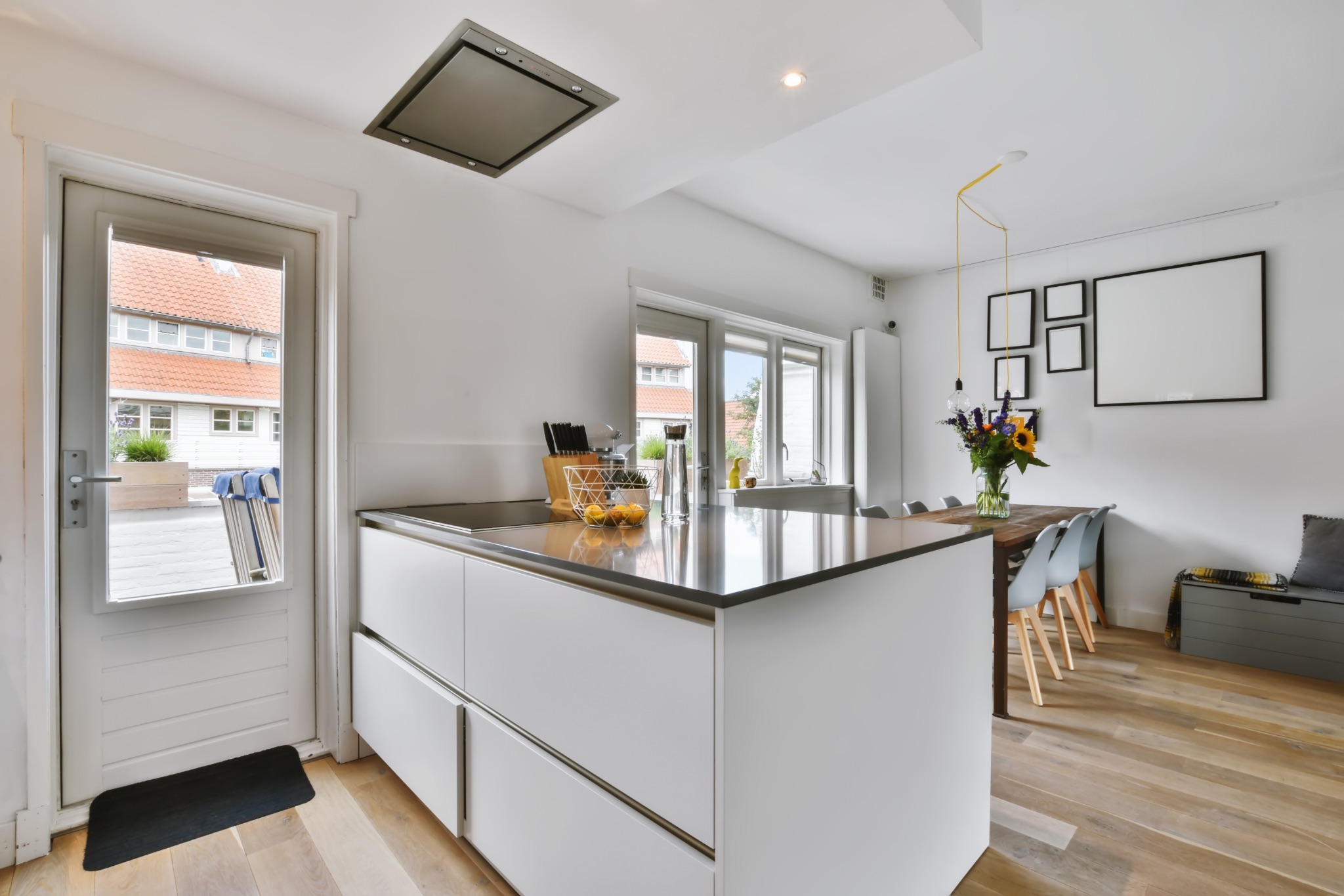 The Art of Countertop Selection: Materials, Colors, and Finishes